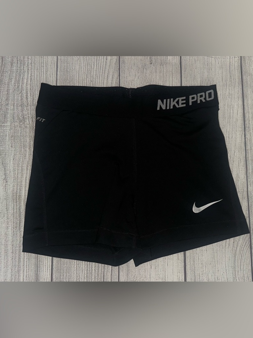 Nike Pro Dri Fit Women’s Medium Black Fitted Shortz